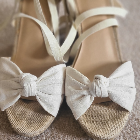 Heels - Picture 4 of 4